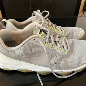 Men’s Nike trainer size 15